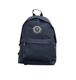 Lo zaino Crew blu è pratico, comodo e compatto, da utilizzare per la scuola e il tempo libero. Dotato di una tasca frontale e una sezione principale. Realizzato in materiale tecnico e impermeabile ha una base di 30 centimetri, un’altezza di 40 e uno spessore di 18 cm. - The Crew blue backpack is practical, comfortable and compact for school and leisure. It has a front pocket and a main section. Made of technical, waterproof material, it has a base of 30 cm, a height of 40 cm and a thickness of 18 cm.